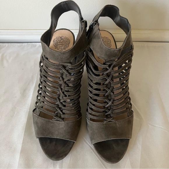 Vince Camuto Grey Edgy Caged Wedge Sandals Sz 9 - Picture 16 of 16